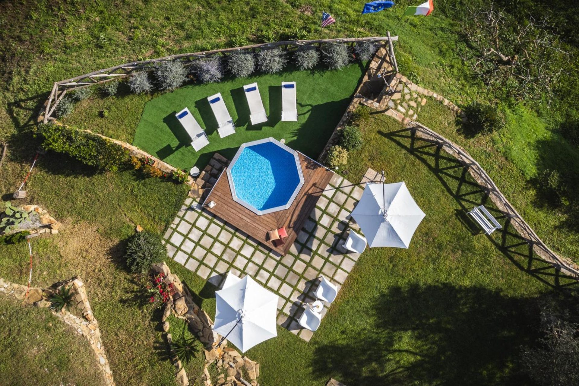 Villa I Due Golfi, il giardino dall'alto